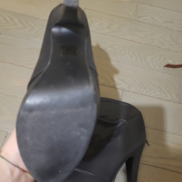 Madden Girl Booties - Picture 4 of 6